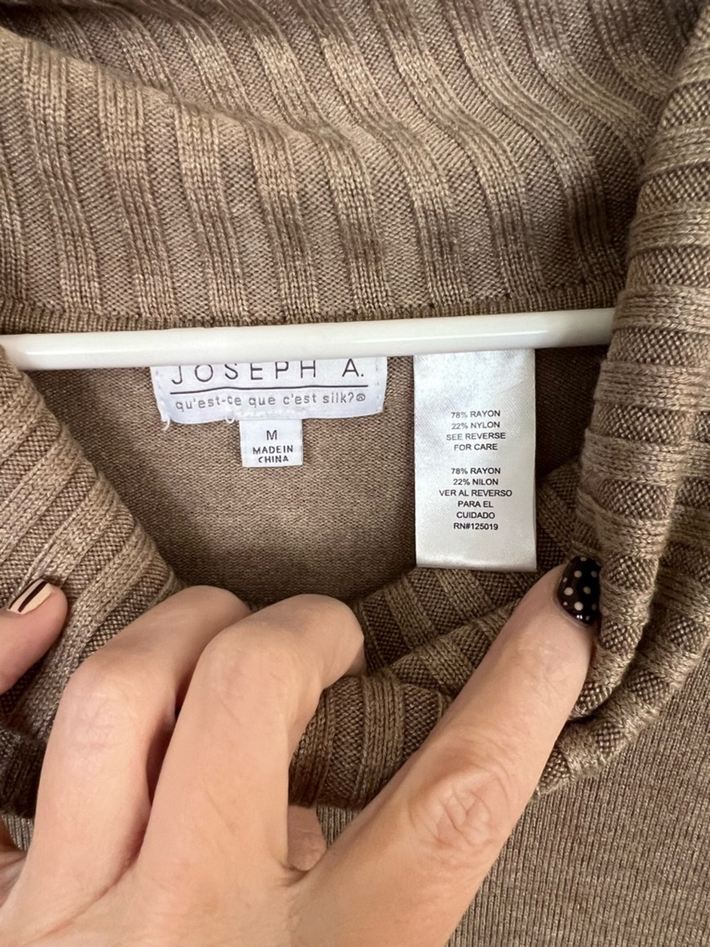 Joseph A Taupe Ruffle Poncho Sweater M Cowl Neck Knit Cape Style Top - Picture 2 of 11